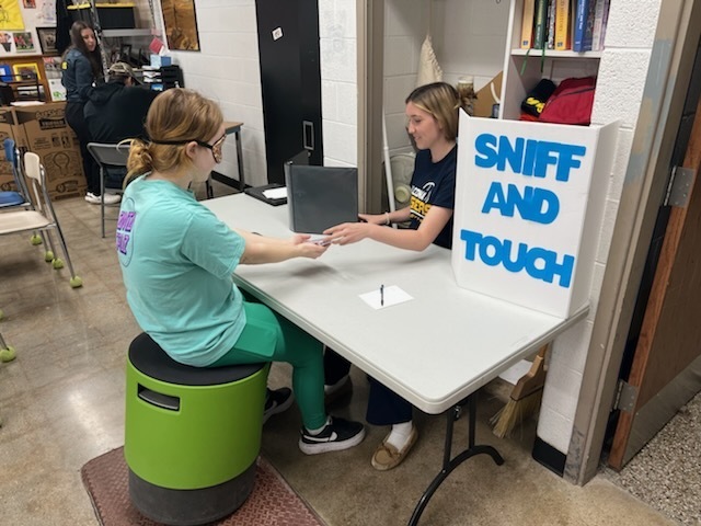 Check it out! High school psych students conducted memory experiments on their fellow classmates this week.