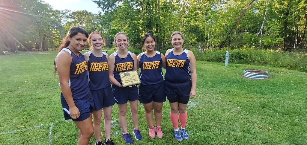 Varsity Girls Cross Country took 2nd overall at the Panther Classic